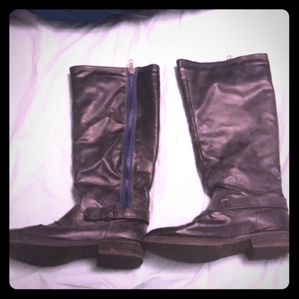 Wide calf size 9.5 boots